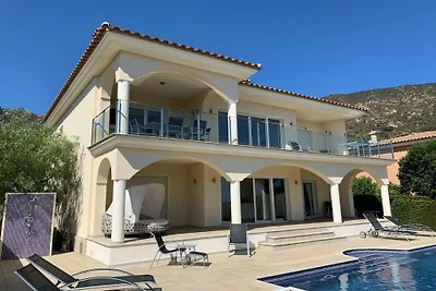 Villa mit 3 Schlafzimmer