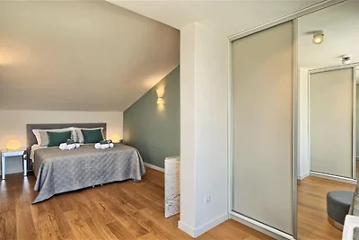 One-Bedroom Apartment With Terrace And Sea...