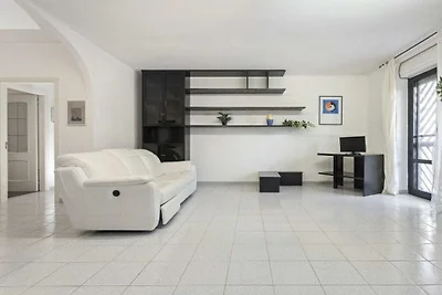 Wohnung in Bari mit Balkon und Parken