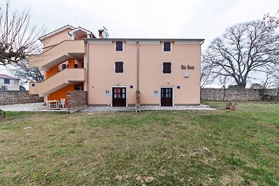 Malerische Wohnung in Rovinj mit Terrasse