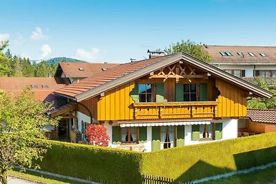 Ferienhaus in Krün mit Schwimmbecken