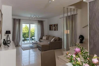 Villa Anita - Five Bedroom Villa with Swimmin...