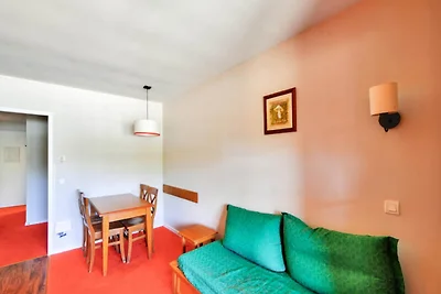 Wohnung in Monflanquin am See & Pool