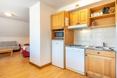 Große 8-Personen-Wohnung in Giez