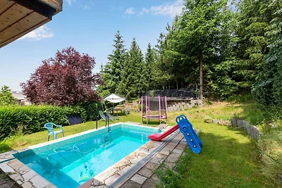 Appartamento a Dresda con piscina in giardino