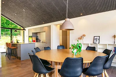 12 Personen Ferienhaus in Sjølund