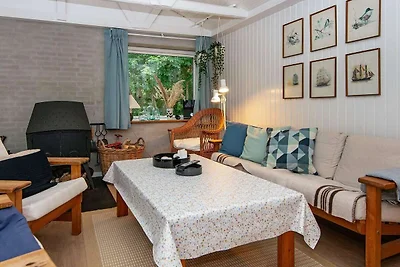 6 person holiday home in Glesborg