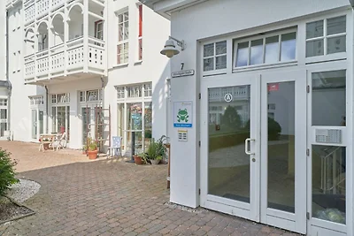 Moderne Ferienwohnung mit Balkon in Sellin