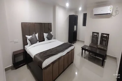 Residenza Bairhana Road Prayagraj