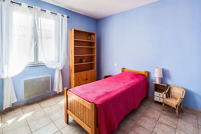 Geräumiges Ferienhaus in Aigues Vives