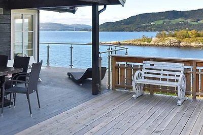 8 Personen Ferienhaus in TORVIKBUKT