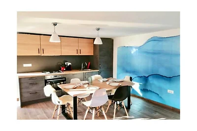 PLAVICA with cozy terrace 1000m from the bath...