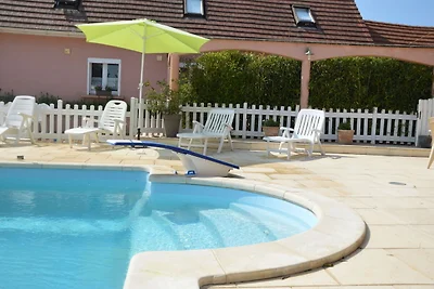 Gemütliches Haus mit privatem Pool in...
