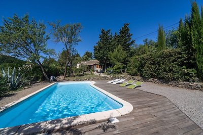 Geräumige Villa mit privatem Pool in...