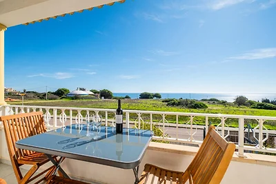 Villa in Albufeira mit Pool und Meerblick