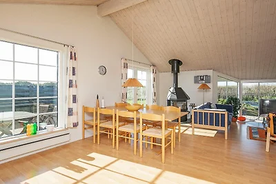 Oasis Moderno en Lokken Escenico-By Traum