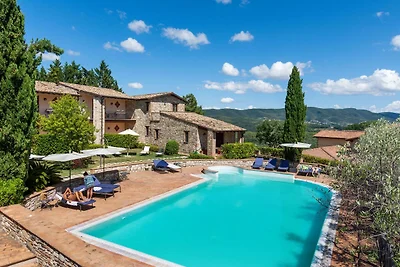 Elegante appartamento in Resort con piscina t...