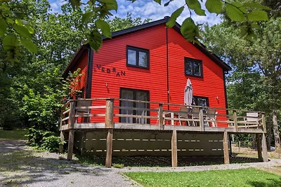 Luxuriöses Chalet mit Sauna im Wald