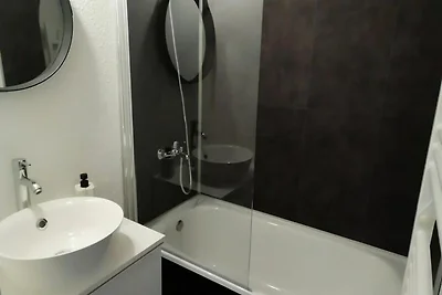 Ferienhaus an den Pisten mit Skizugang