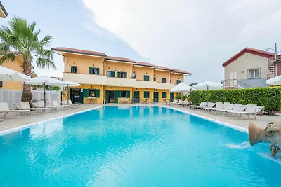 Villino in Residence con piscina, a 100 metri...