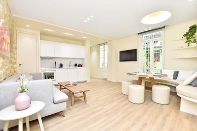 Appartement spacieux -3BR/8P- Moulin Rouge
