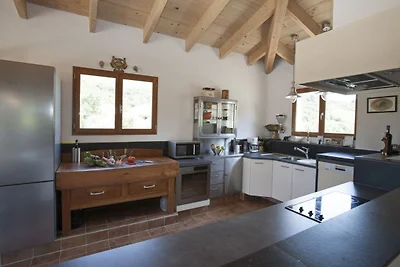 Moderna villa con piscina privata a Roquebrun