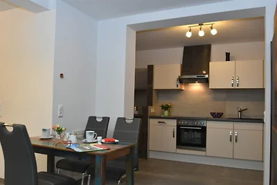Licht appartement in een wijk van Ilmenau