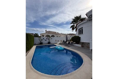 Costa Blanca Poolside Bliss