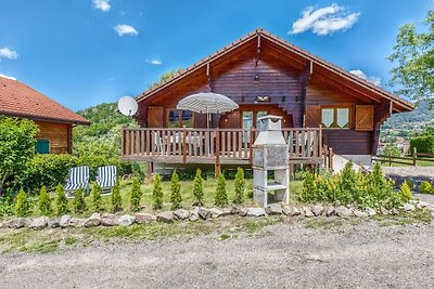Chalet in Saint-Maurice-sur-Moselle with...