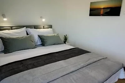 Villa Sunrise with Outdoor Pool - Four Bedroo...