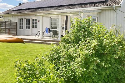 4 Sterne Ferienhaus in GRÄSTORP