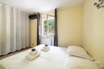 Huis met airconditioning, 4 slaapkamers/10 sl...