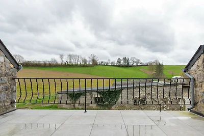 Geräumiges Ferienhaus mit sonniger Terrasse