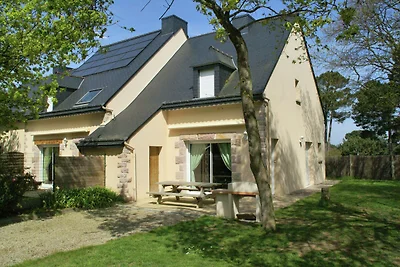 Komfortables Ferienhaus 700 m vom Strand...