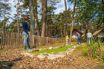 Tentlodge met badkamer 16 km van Maastricht