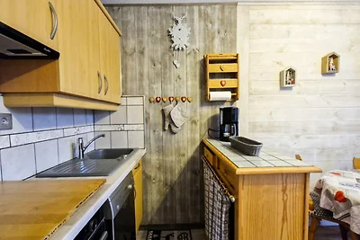 Gerenoveerd appartement met balkon ·...