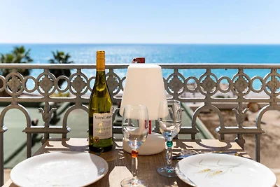 Wohnung in Nizza mit Meerblick-Balkon