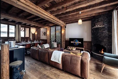 Chalet in Val d'Isère mit Innenpool
