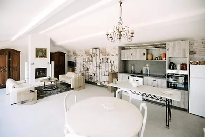 La Aviere Pernes les Fontaines