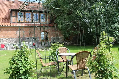 Gutshaus in Gressow mit Teich
