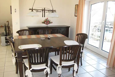 Ferienwohnung mit 2 Schlafzimmer