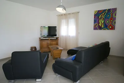 Moderna casa vacanze con piscina riscaldata
