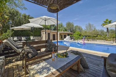 Schönes Ferienhaus mit privatem Pool