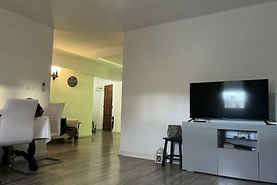 Wohnung in Estartit mit Garten