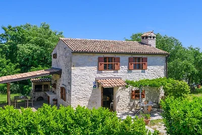 Ferienhaus in Rakalj mit Schwimmbecken