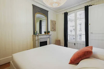 Charmante Wohnung mit Balkon -2BR-4P-...