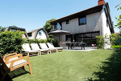 Schoorl Villa mit Kamin