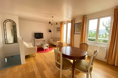 Schöne Wohnung, 2 Terrassen, Strandnähe