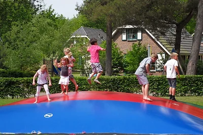 Lux. Ferienhaus mit Whirlpool und Sonnendusch...