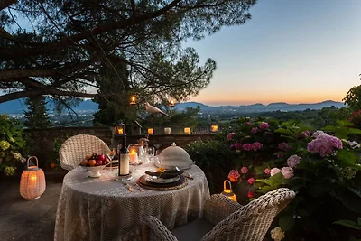 Appartamento a Lucca con Vista Toscana